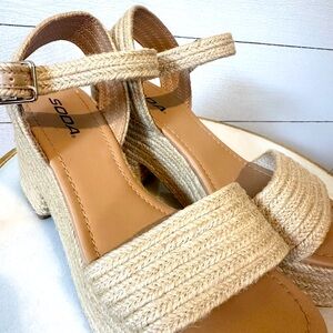 Soda cream chunky wedge heel!